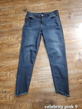 Celebrity Pink 9/29 Frayed Ankle Jeans Stretchy Denim Distressed